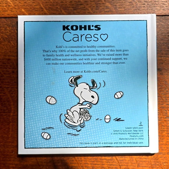 Peanuts 'Here Comes the Easter Beagle' Book By Charles M. Schulz - Picture 2 of 3